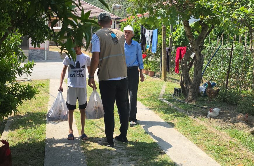Shoqata “Istanbul” vijon traditën e therjes dhe shpërndarjes së kurbaneve